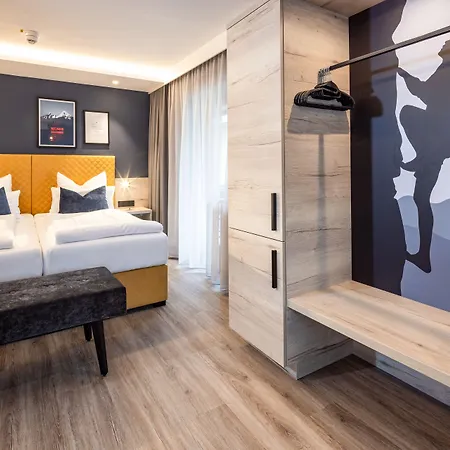 国王湖酒店 酒店 3*